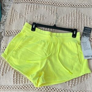 Lululemon NWT neon shorts size 8